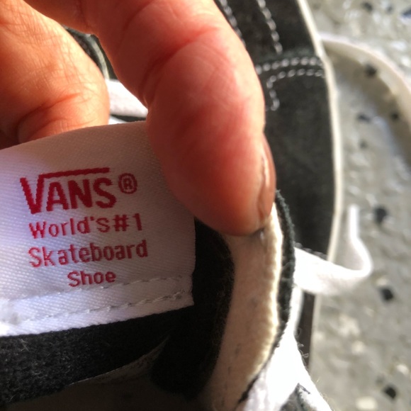 Vans Canvas Skate Shoes. - Picture 5 of 6